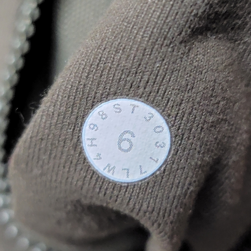 lululemon athletica Olive Green Form-Fitting Zip Jacket - Picture 9 of 9